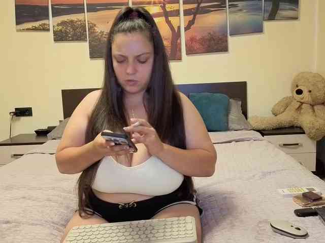 adellineee webcam