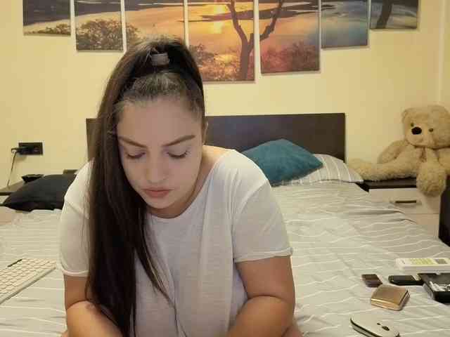 adellineee webcam