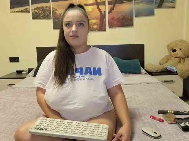 adellineee webcam
