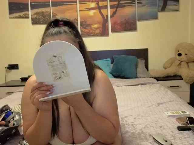 adellineee webcam
