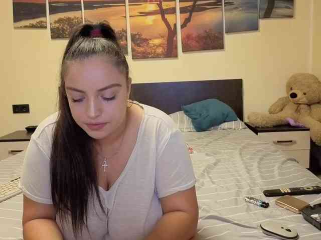 adellineee webcam