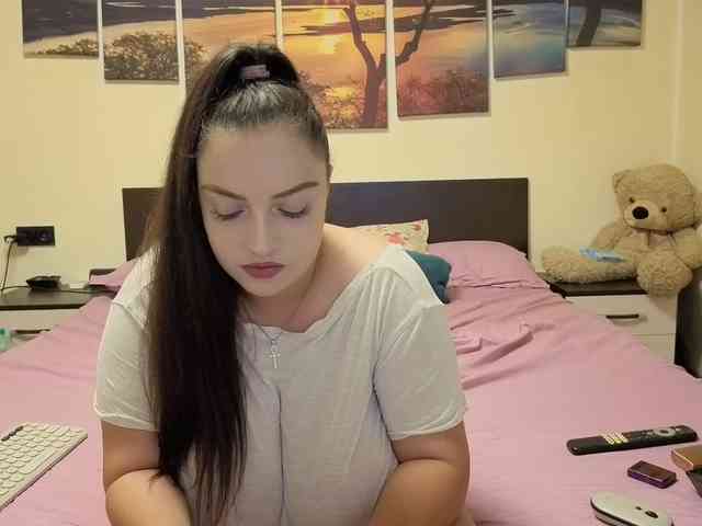 adellineee webcam