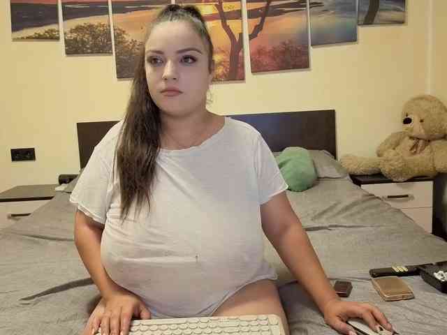 adellineee webcam