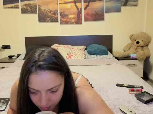 adellineee webcam