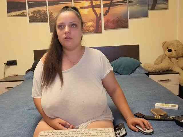 adellineee webcam
