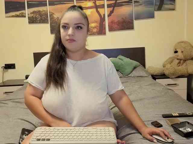 adellineee webcam