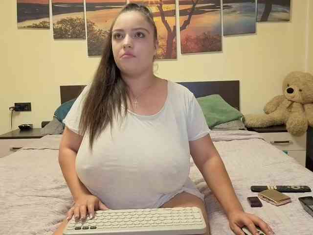 adellineee webcam