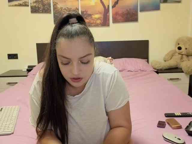 adellineee webcam