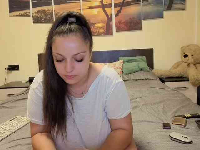 adellineee webcam