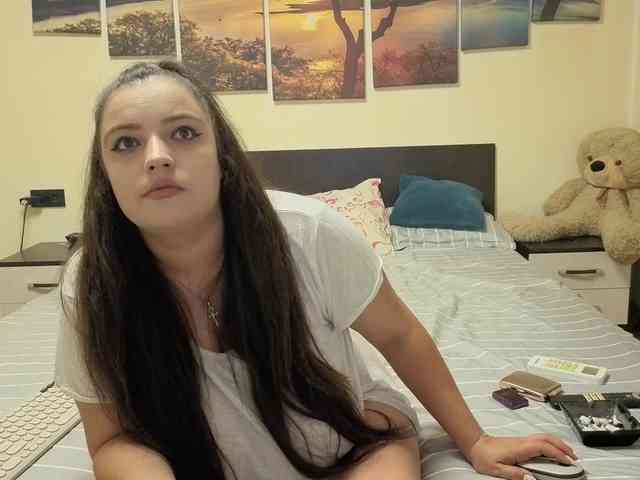 adellineee webcam