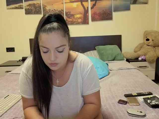 adellineee webcam