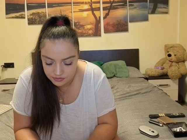 adellineee webcam