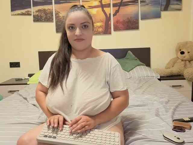 adellineee webcam