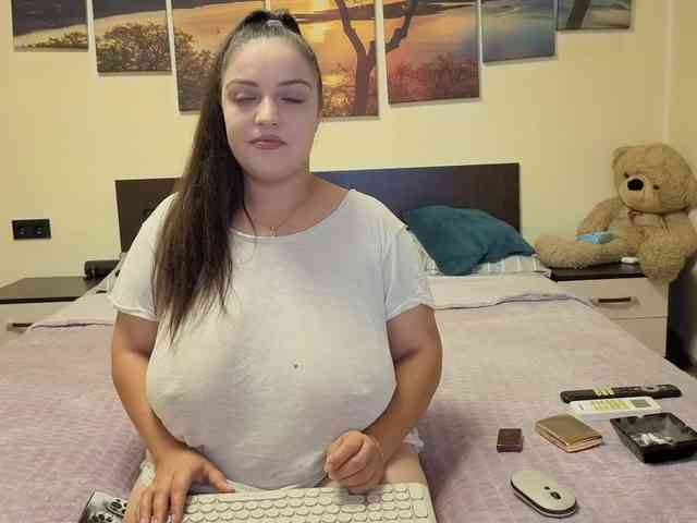 adellineee webcam