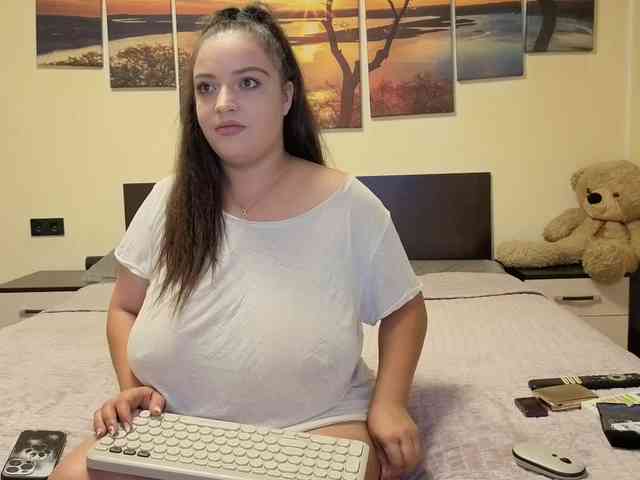 adellineee webcam