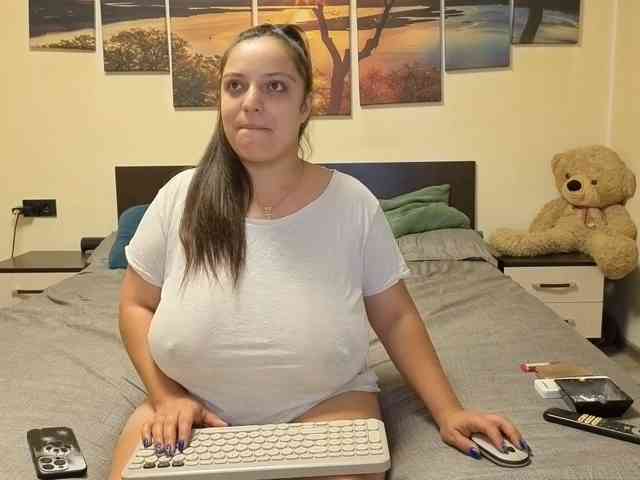 adellineee webcam