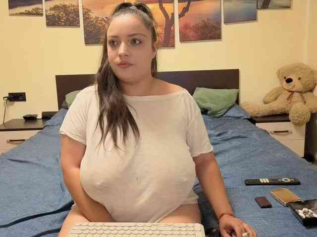 adellineee webcam