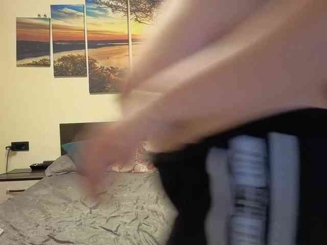 adellineee webcam