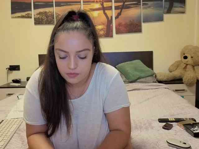 adellineee webcam