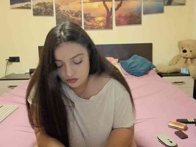 adellineee webcam