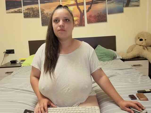 adellineee webcam