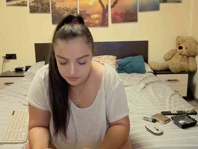adellineee webcam
