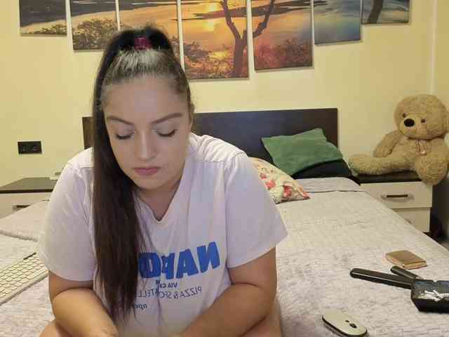 adellineee webcam