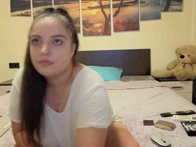 adellineee webcam