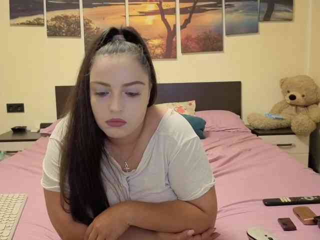 adellineee webcam