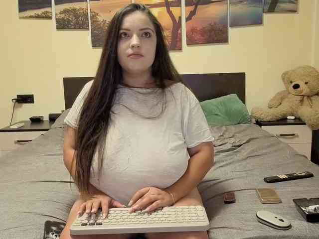 adellineee webcam