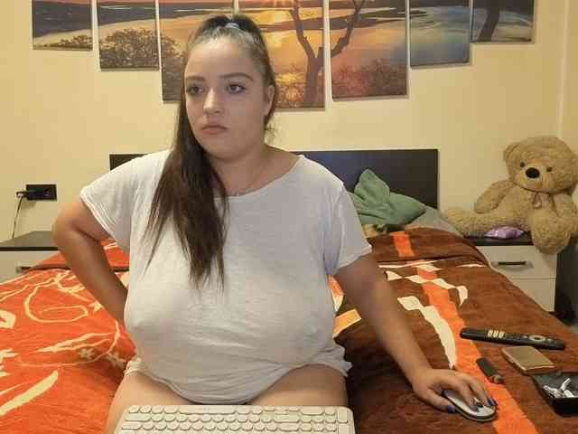 adellineee webcam