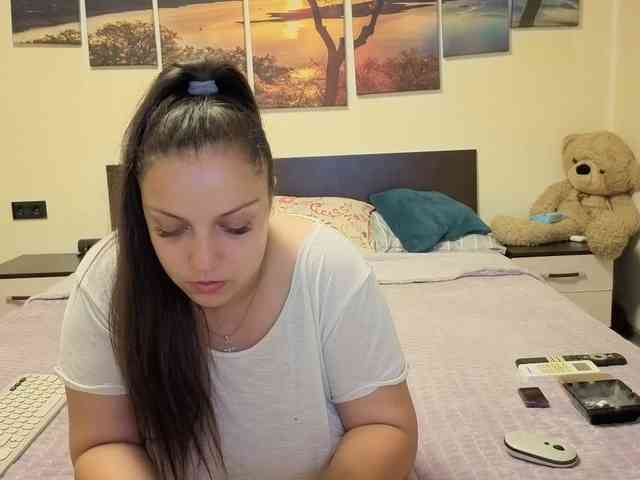 adellineee webcam
