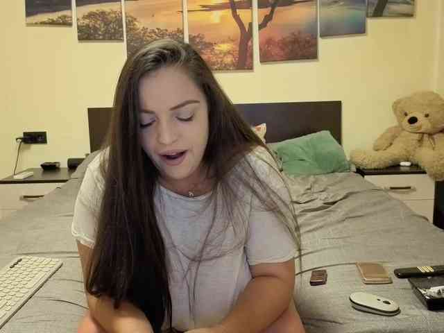 adellineee webcam