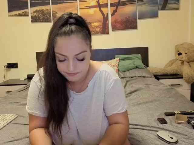 adellineee webcam