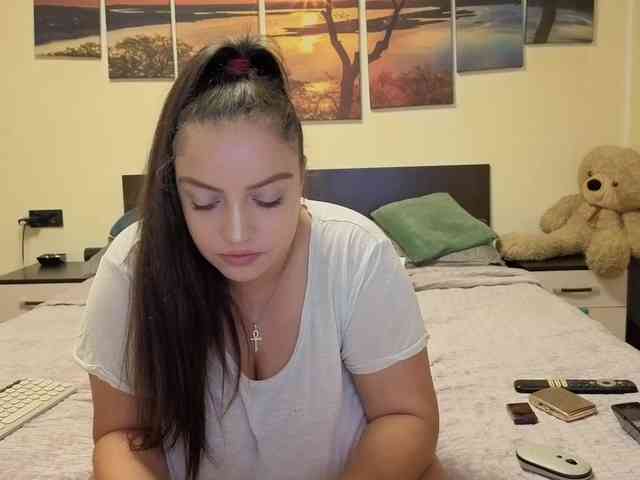 adellineee webcam