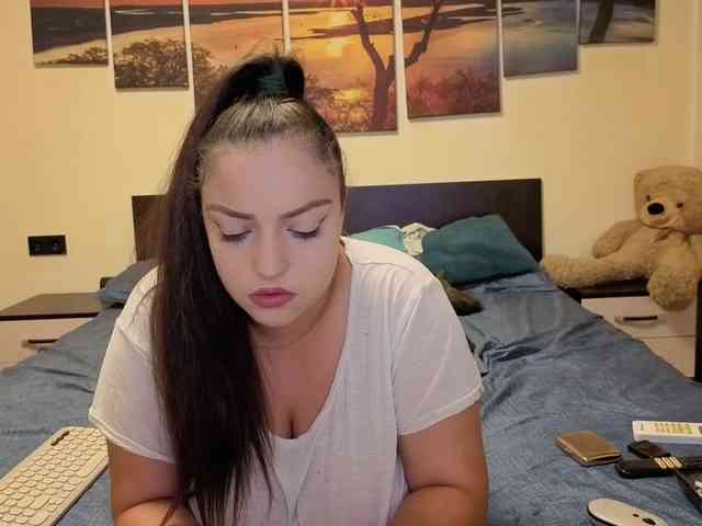adellineee webcam
