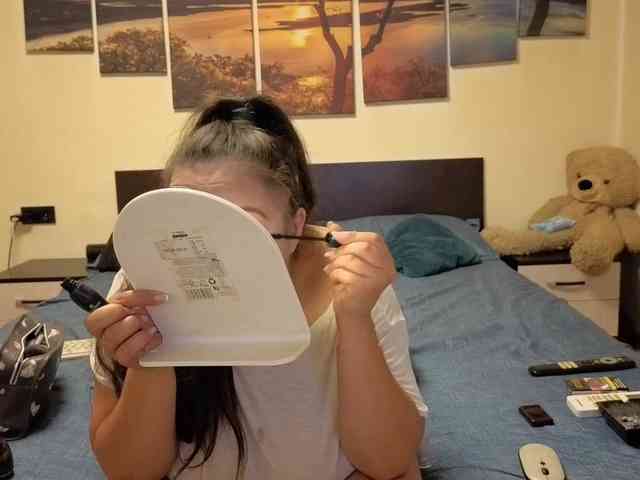 adellineee webcam