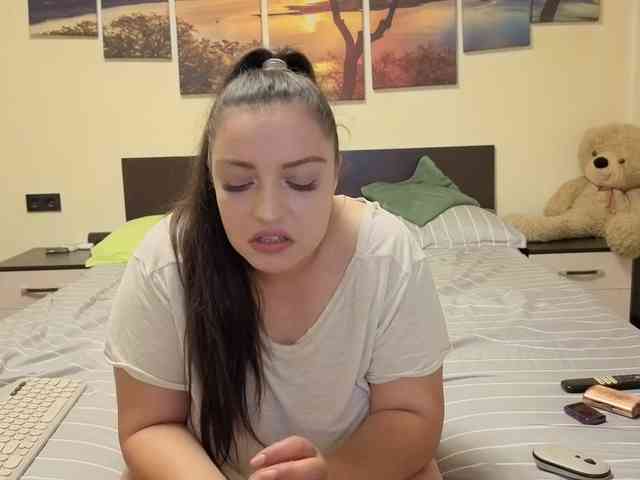 adellineee webcam