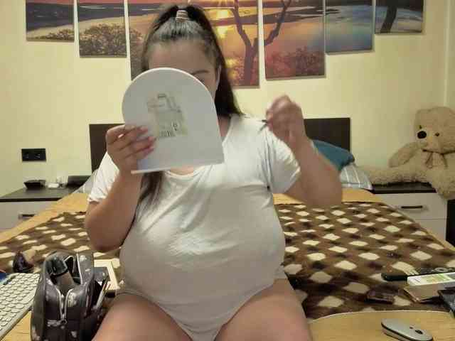 adellineee webcam