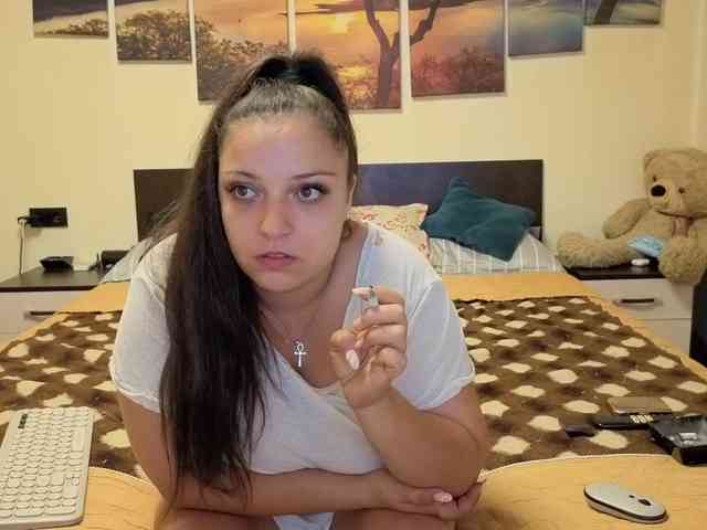 adellineee webcam