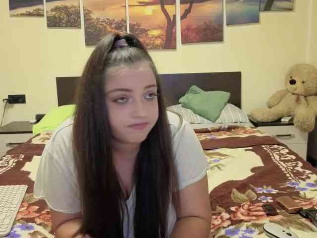 adellineee webcam