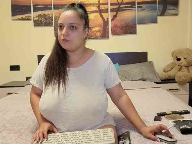 adellineee webcam