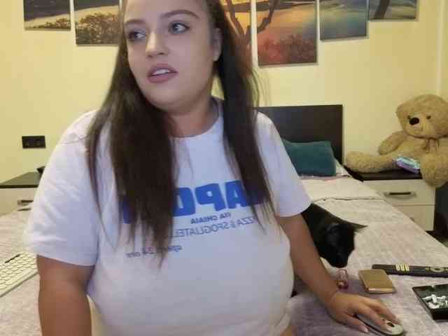adellineee webcam