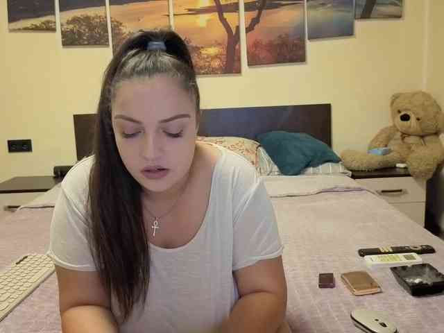 adellineee webcam