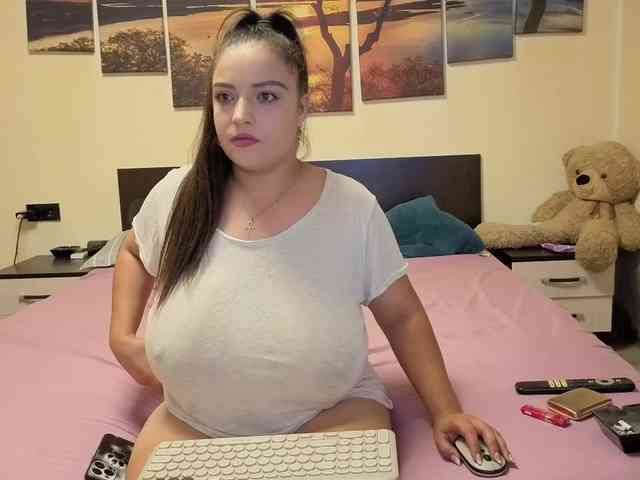 adellineee webcam