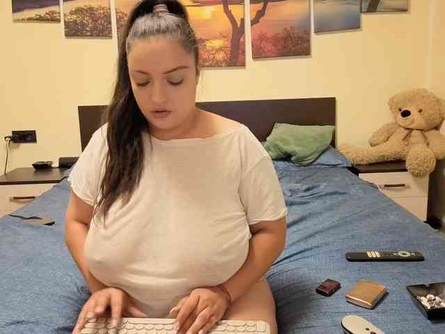 adellineee webcam