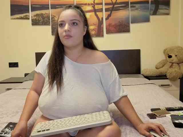 adellineee webcam