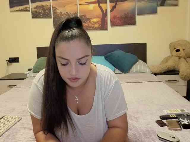 adellineee webcam