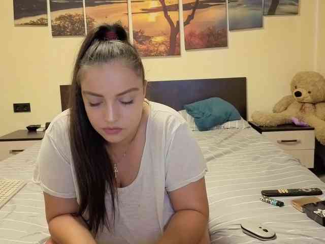 adellineee webcam