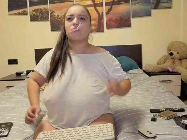 adellineee webcam